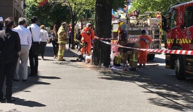 Avustralya'da 13 konsoloslukta şüpheli paket alarmı