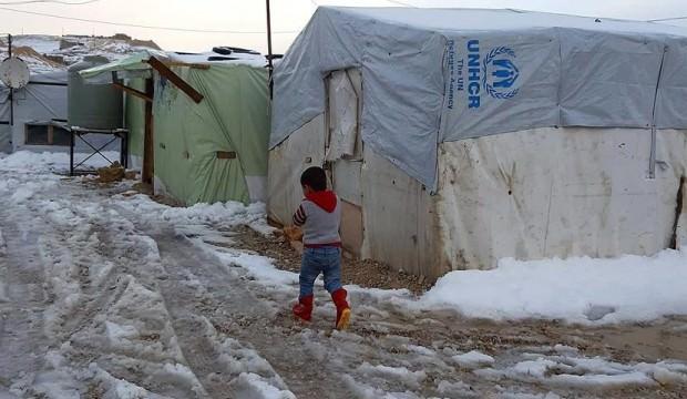 Katar'dan Arsal'daki Suriyeli mültecilere yardım