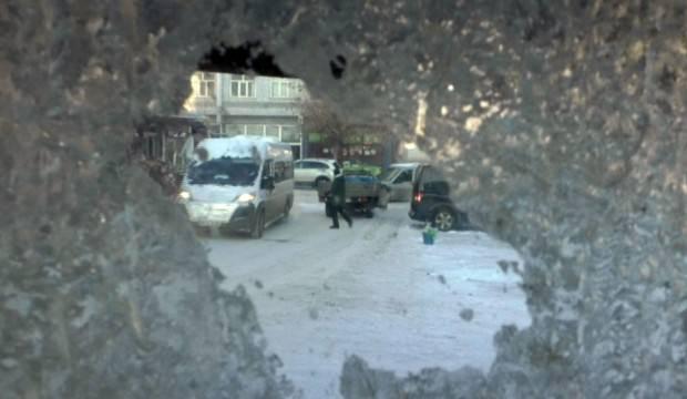 Termometreler eksi 28’i gördü, nefesler bile dondu