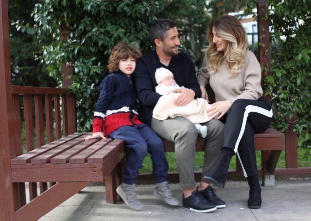 Sabri Sarıoğlu ve ailesi