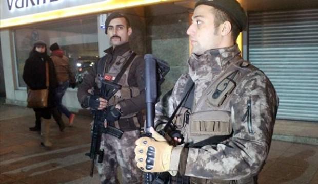 Polis Taksim Meydanı’nda kuş uçurtmadı