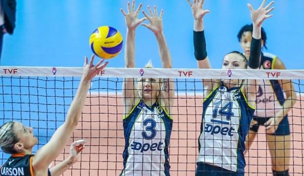 Eczacıbaşı, Fenerbahçe'ye set vermedi