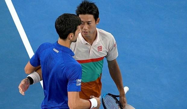 Nishikori çekildi, Djokovic yarı finale çıktı