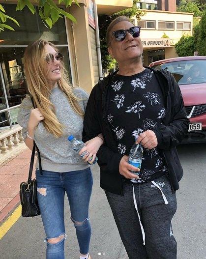 Mehmet Erbil ve kızı 