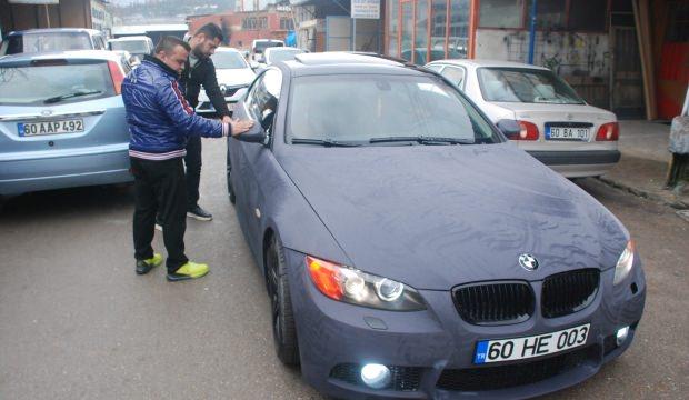 Otomobiline öyle bir şey yaptı ki gören dönüp tekrar bakıyor
