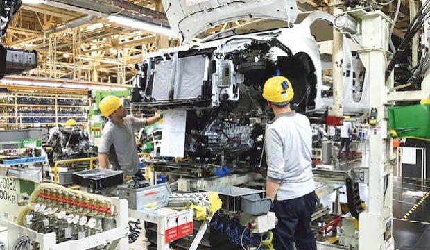 Otomobil sayısı azaldı gelirler arttı