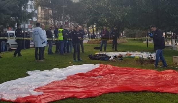 Yamaç paraşütü teleferiğe takıldı: 1 ölü, 1 yaralı