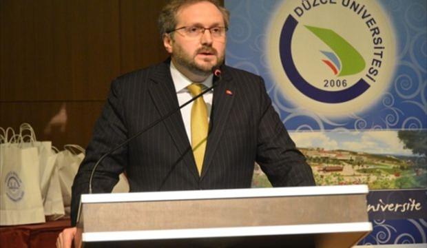 "Akademisyenlik alimlik değildir"