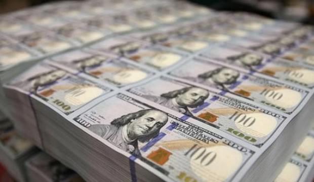 Dolar ve Euro yönünü aşağı çevirdi