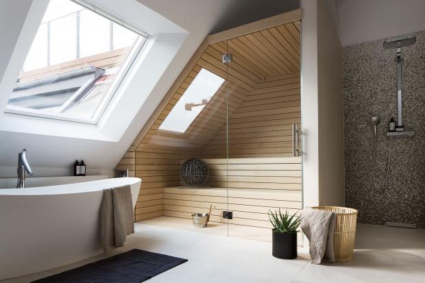 Ev sauna modeli çatı katı