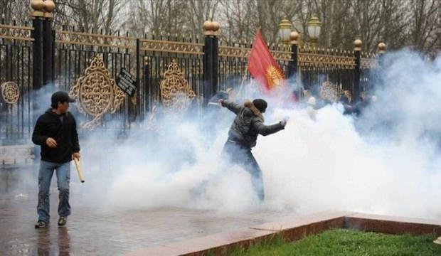 Kırgızistan ile Tacikistan arasında büyük gerginlik!