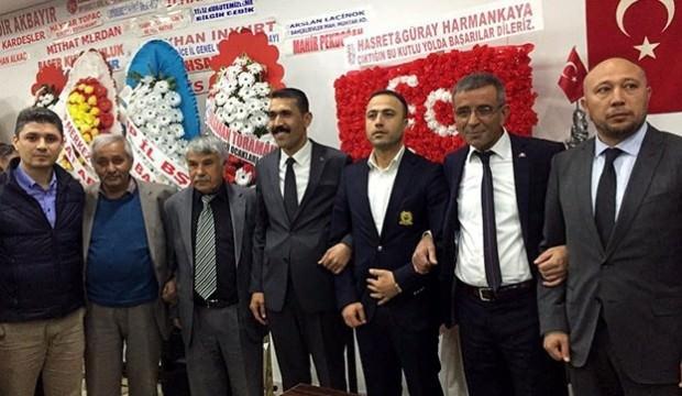 Ä°yi Parti'de bir deprem daha! 169 kiÅi MHP'ye geÃ§ti