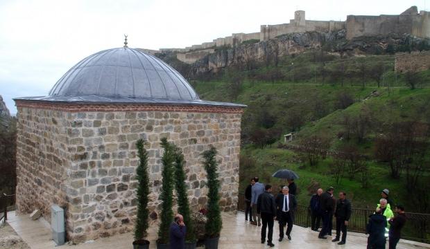 450 yıllık mescitte 119 yıl aradan sonra ilk namaz kılındı
