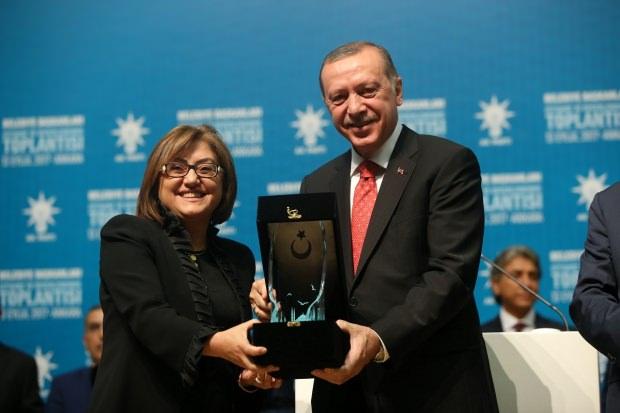 Fatma Şahin ve Cumhurbaşkanı Recep Tayyip Erdoğan