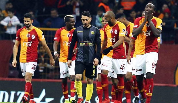 G.Saray'dan derbi öncesi gövde gösterisi!
