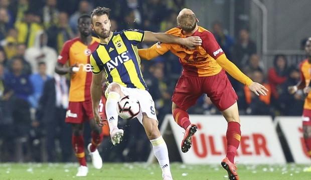 Roberto Soldado cezalı duruma düştü