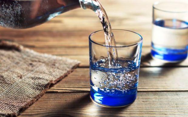 su içmenin adabı nedir? Su nasıl içilmeli?