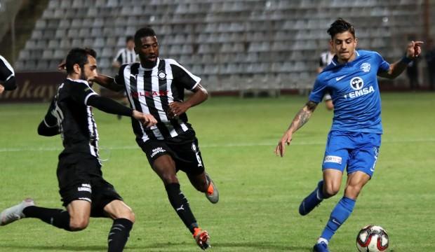 Adana Demirspor Altay'dan kaçamadı