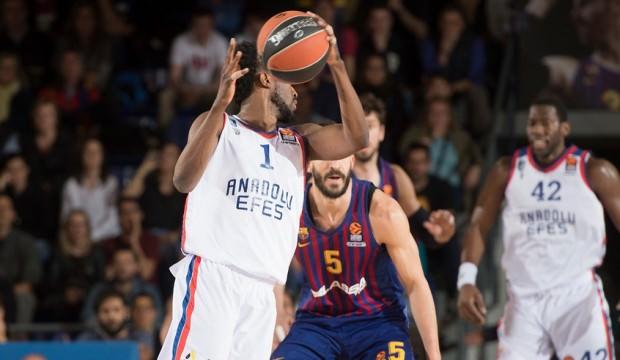 Anadolu Efes, Final Four'u İstanbul'a bıraktı!