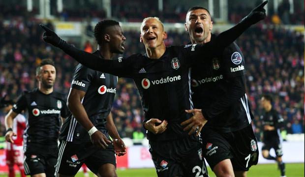 Burak Yılmaz attı Beşiktaş yarışta kaldı!