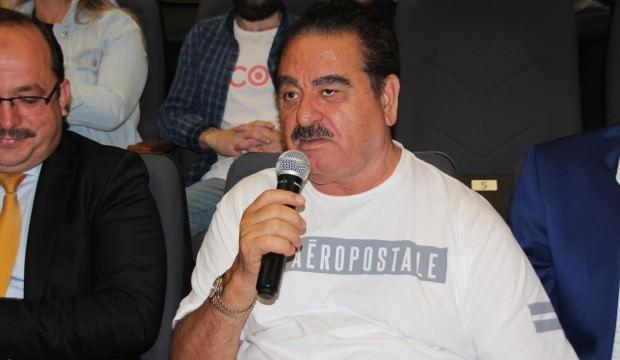 Tatlıses'ten tavsiye: Memleketinizi, bayrağınızı sevin!