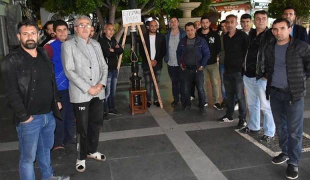 İstismarcılar için idam isteyip, darağacı kurdular