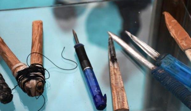 Mahkumların cezaevinde yaptığı suç aletleri gün yüzüne çıktı