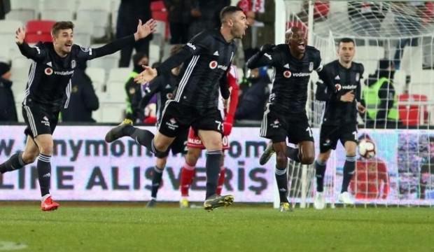 Sivasspor'un kalecisi Tolgahan: Auta gidiyor sandım