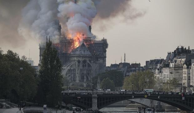 Tartışmalar başladı: Notre Dame için 11 farklı proje!
