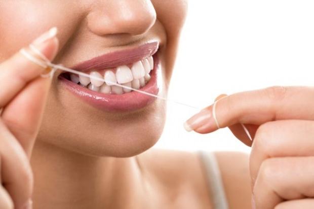 Diş ipi nasıl kullanılır?