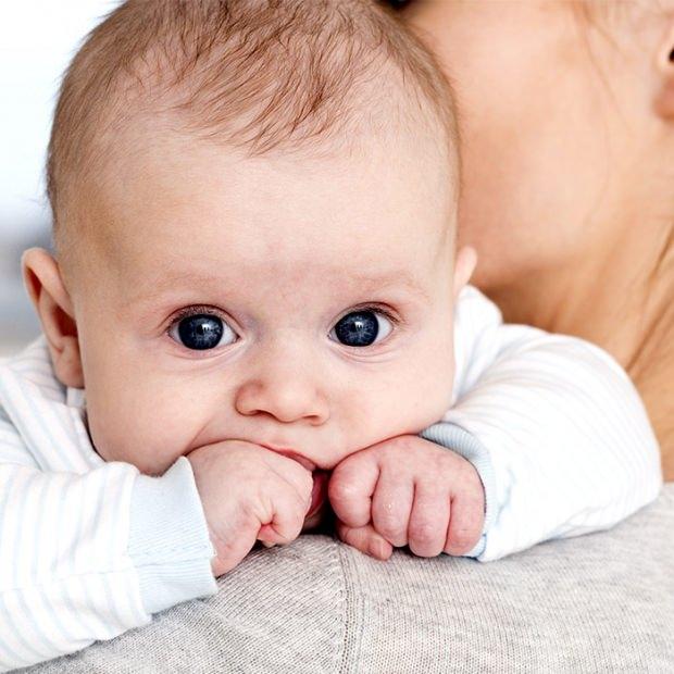 Bebeklerin Saclari Kazitilinca Daha Gur Cikar Mi Bebek Haberleri