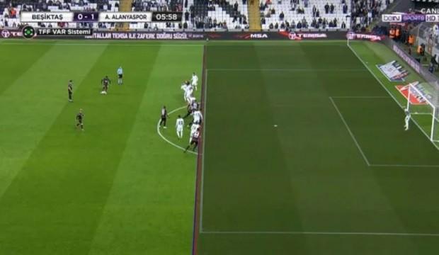 Alanya'nın golü iptal edildi, Beşiktaşlılar tepki gösterdi