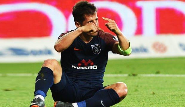 Emre Belözoğlu iğneyle çıktı, devam edemedi!