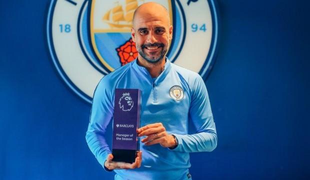 Premier Lig'de sezonun teknik direktörü Guardiola