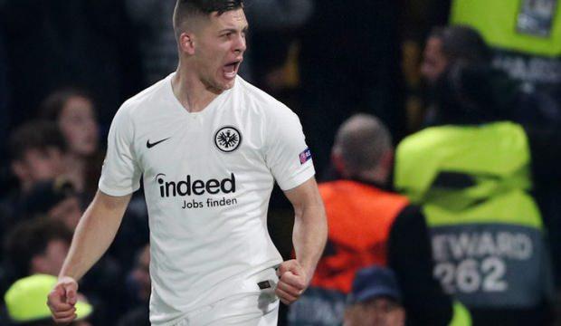 Real Madrid transfer bombasını patlattı!