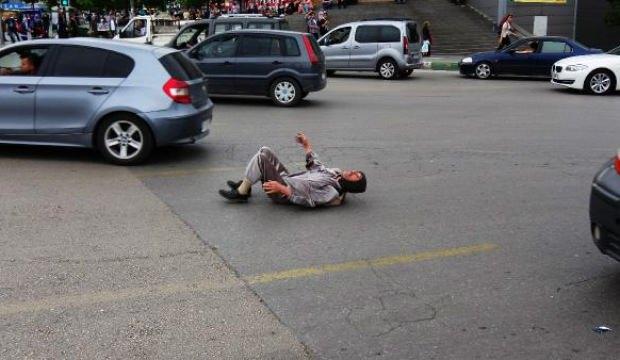 Bursa'da kaplumbağa kostümü ile kurallara dikkat çekti