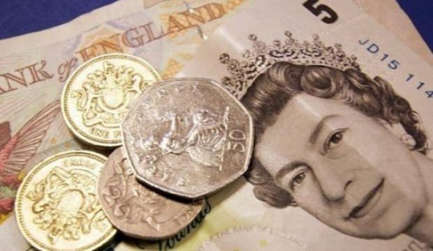 İngiliz sterlini, Brexit kaynaklı belirsizliklerle değer kaybetti