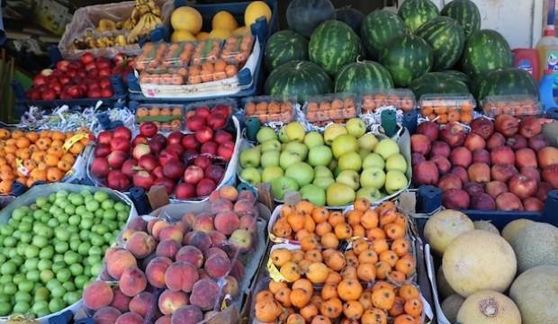 Meyve fiyatları düşüşe geçti