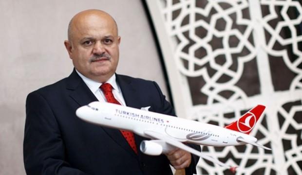 Hamdi Topçu THY'deki günlerini bu kitapta anlattı