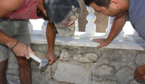 Okul duvarından tarihi yazıt çıktı