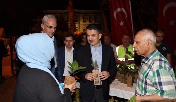Tarım ve Orman Bakanı Pakdemirli’den çat kapı ev ziyareti