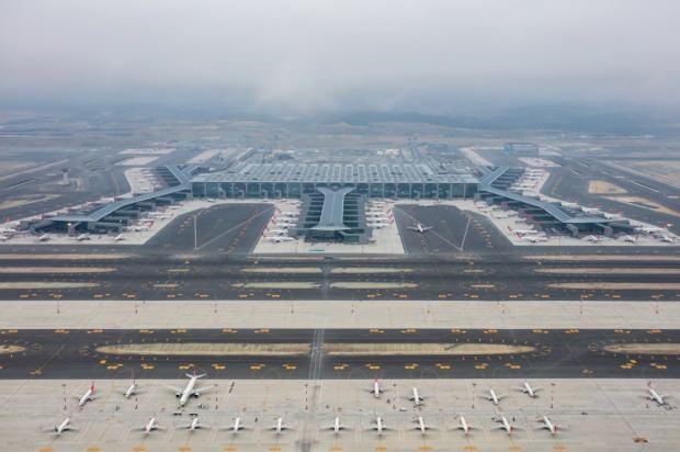  İstanbul Havalimanı'ndan bu yılın ocak-mayıs döneminde 9 milyon 958 bin 587 yolcu seyahat etti.