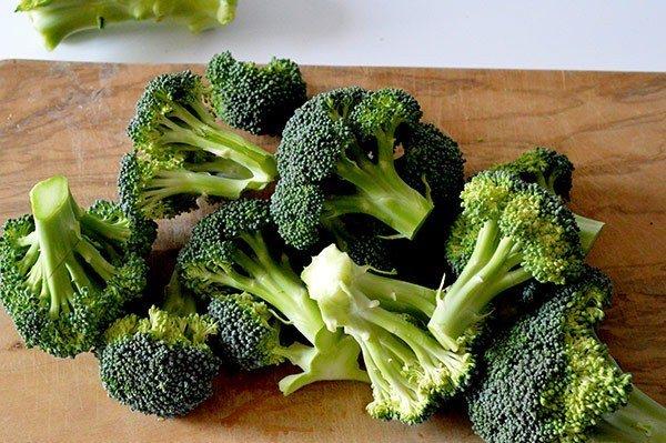 Brokoli temizliği