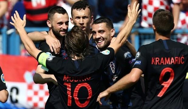 Hırvatistan liderlik aşkına Galler'e acımadı