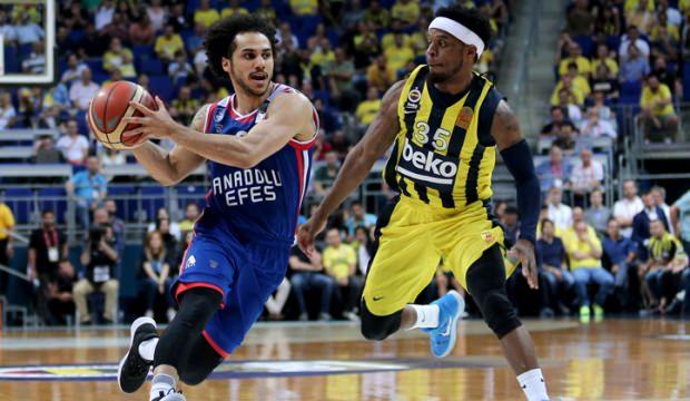 Fenerbahçe yıkıldı! Efes avantajı kaptı
