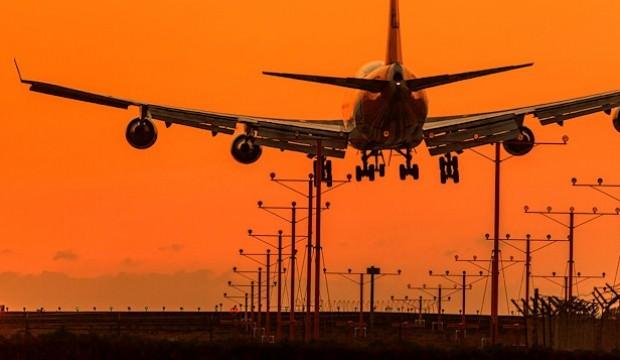 Havada trafik arttı: Gecikme azaldı
