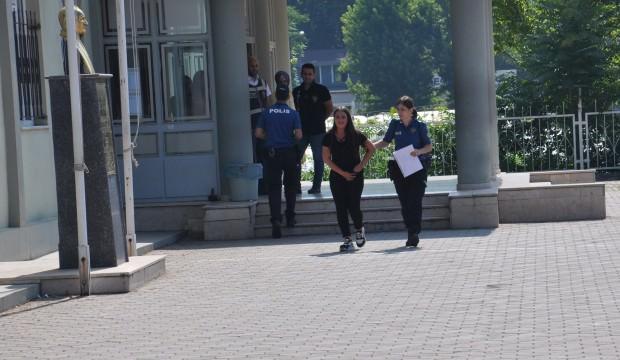 Otomobilde unuttuğu kimliği kabusu oldu