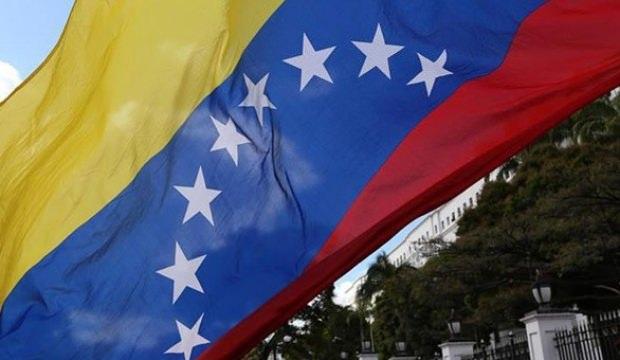 Venezuela parasındaki sıfırlar yeniden arttı