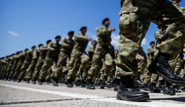 Yeni askerlik sistemi yasalaştı! Erdoğan imzaladı!