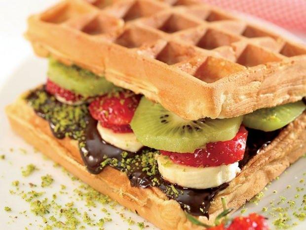 tost makinesinde waffle nasıl yapılır?